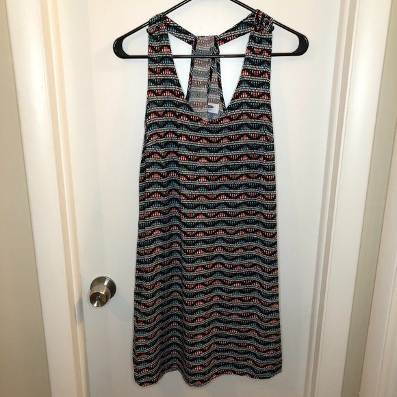 Old Navy Dresses & Skirts - Old Navy Sleeveless Shift Dress